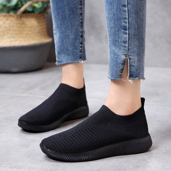 Large Size Women Mesh Outdoor Slip On Sneakers 